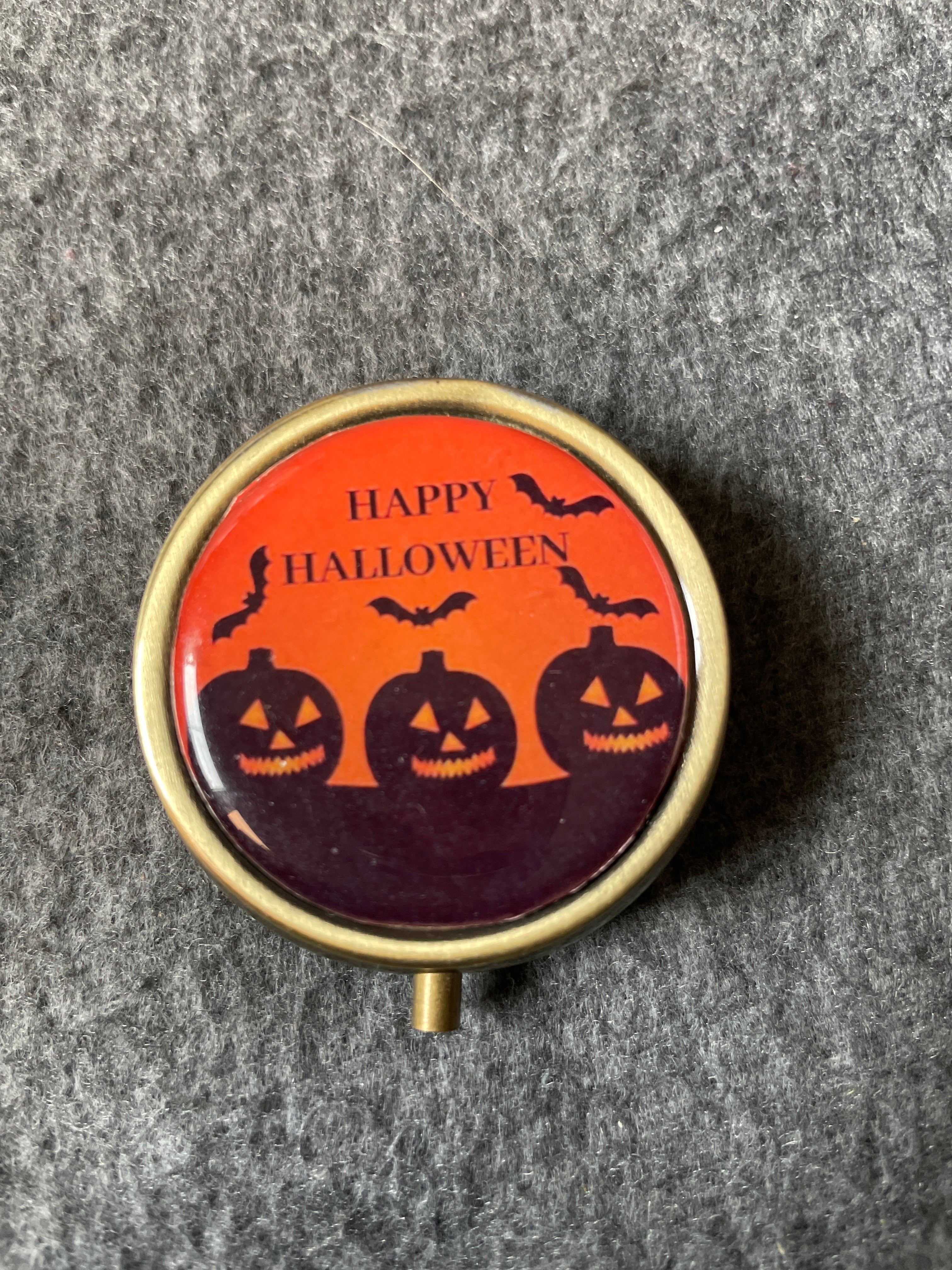 Happy Halloween pill box cajita para vitaminas medicinas tic tacs etc