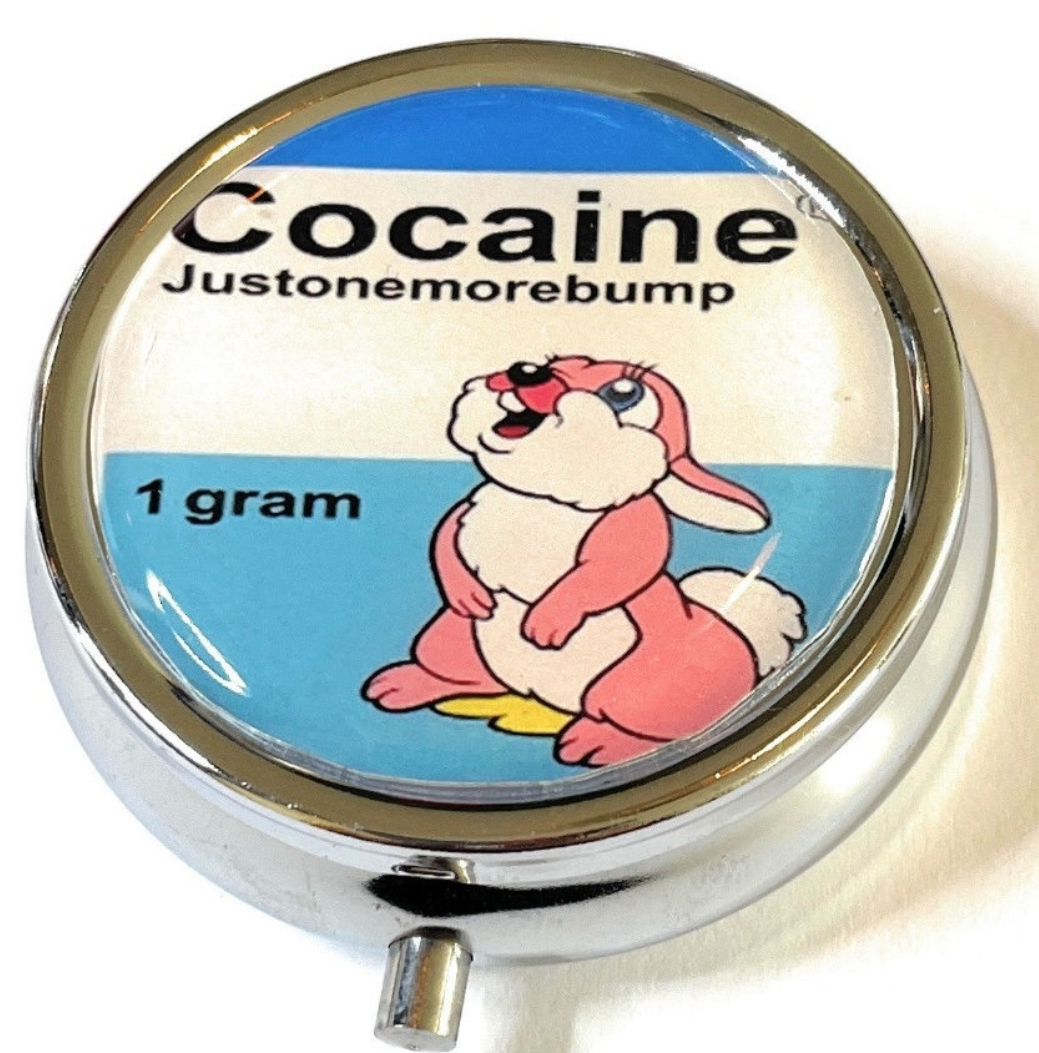 Cocaine pill box cajita