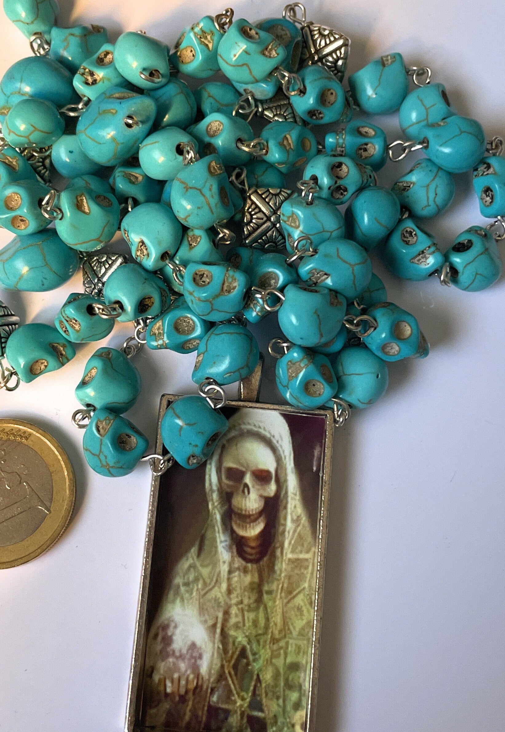 Rosario de La Santa Muerte turquesa para su altar/home